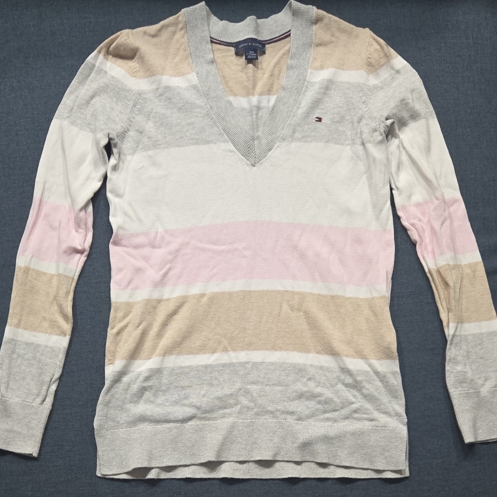 Tommy Hilfiger Gray and Cream Knit Sweater